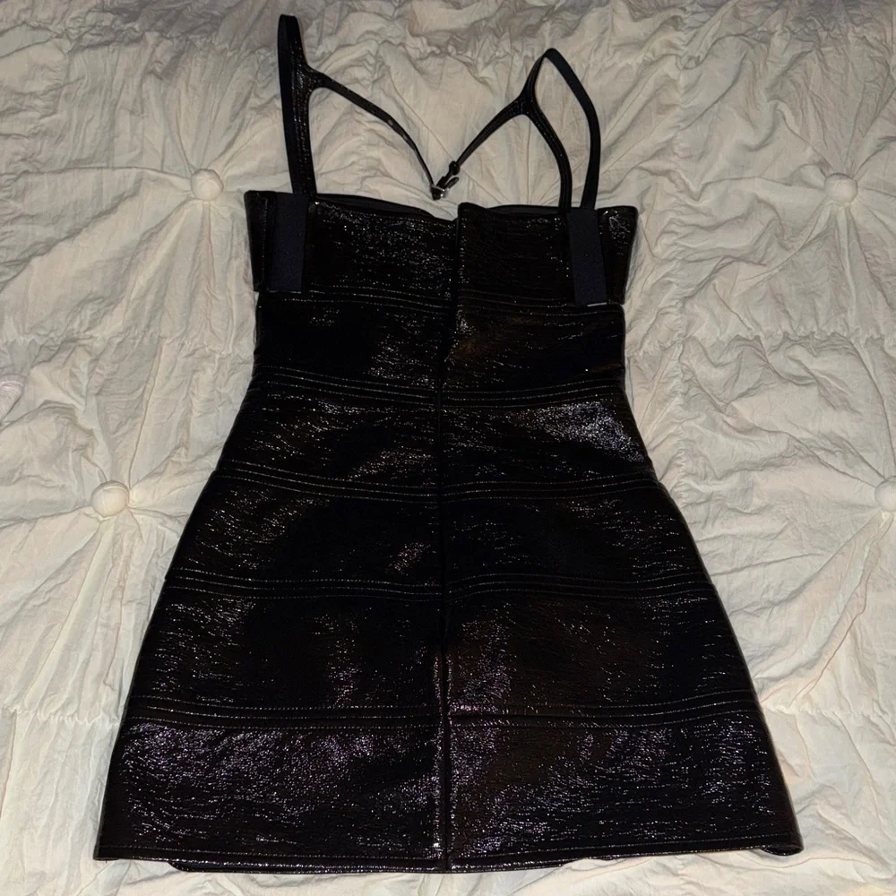 Courrèges cut out glossy mini dress - Picture 6 of 11